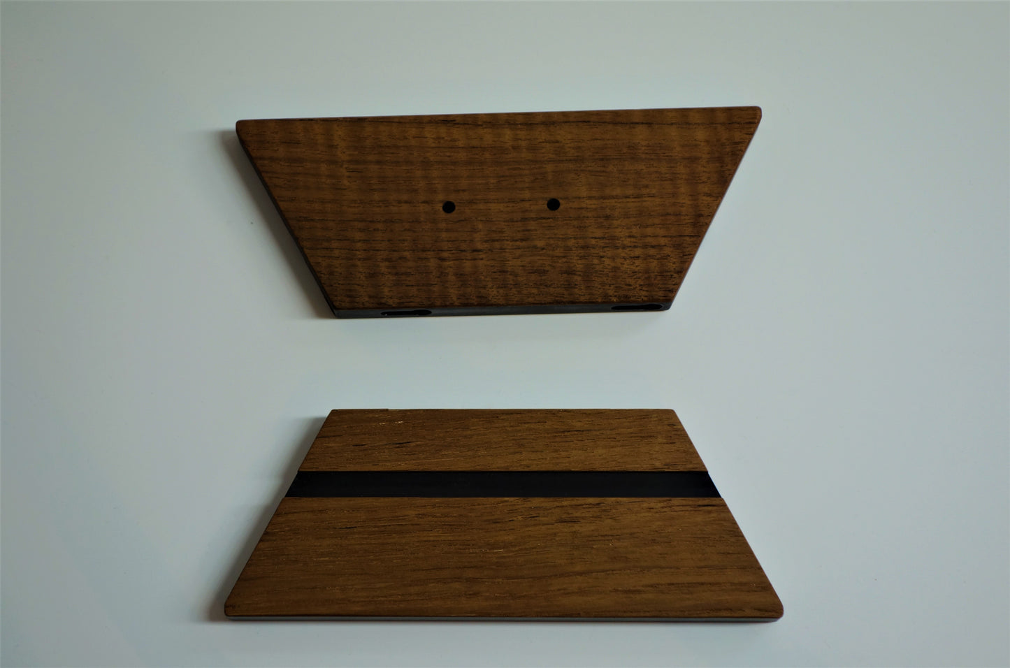 Schallplattenhalter aus Teak-Holz und HPL für die Wand | Wandhalter für alle Vinyl-Platten, minimalistisch, recycle